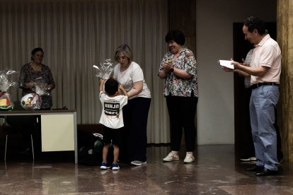 Entrega de premios del concurso escolar de ilustraciones sanjuaneras de la Asociación de Jurados de Cuadrilla