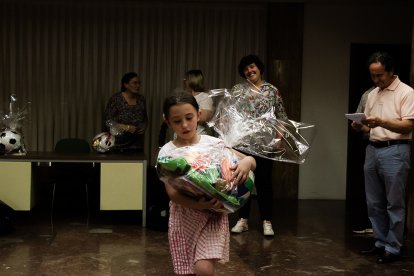 Entrega de premios del concurso escolar de ilustraciones sanjuaneras de la Asociación de Jurados de Cuadrilla