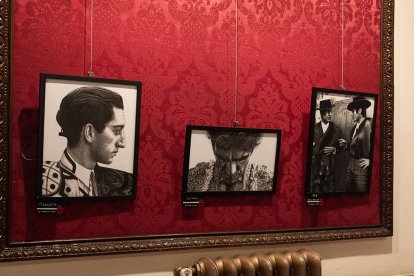 La muestra de Mer Fidalgo puede verse en el Casino hasta el 9 de julio.