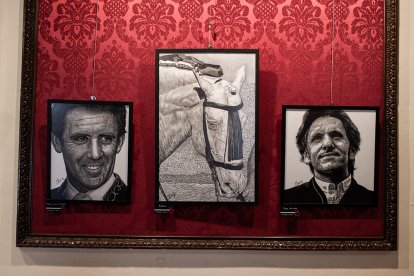 La muestra de Mer Fidalgo puede verse en el Casino hasta el 9 de julio.