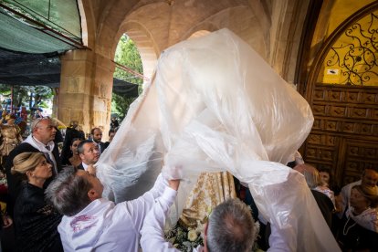 Lunes de Bailas por la mañana, último día de San Juan 2023 en Soria.