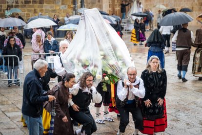 Lunes de Bailas por la mañana, último día de San Juan 2023 en Soria.