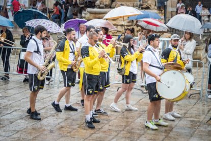 Lunes de Bailas por la mañana, último día de San Juan 2023 en Soria.