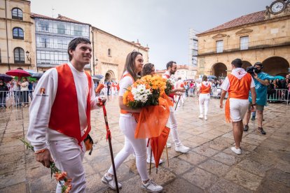 Lunes de Bailas por la mañana, último día de San Juan 2023 en Soria.