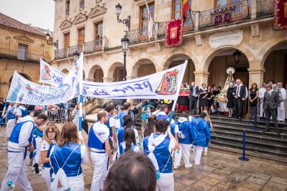 Lunes de Bailas por la mañana, último día de San Juan 2023 en Soria.