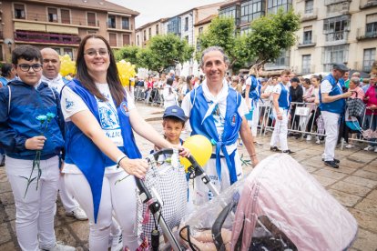 Lunes de Bailas por la mañana, último día de San Juan 2023 en Soria.