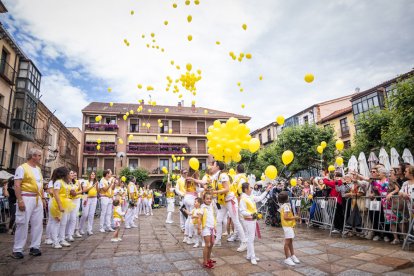 Lunes de Bailas por la mañana, último día de San Juan 2023 en Soria.