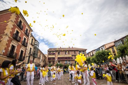 Lunes de Bailas por la mañana, último día de San Juan 2023 en Soria.