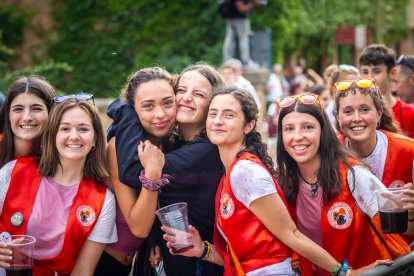 Las Bailas, como siempre junto al Duero, el último día de las fiestas de San Juan.