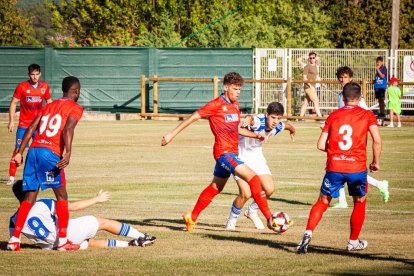 El CD Numancia empata en Quintana contra el Deportivo Aragón