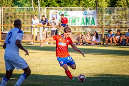 El CD Numancia empata en Quintana contra el Deportivo Aragón