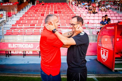 Encuentro de presentación entre el CD Numancia y el Eibar
