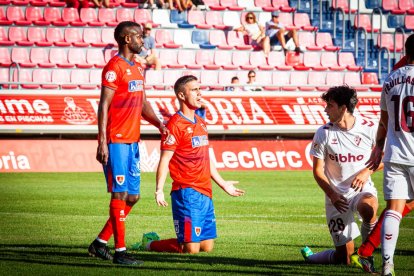Encuentro de presentación entre el CD Numancia y el Eibar