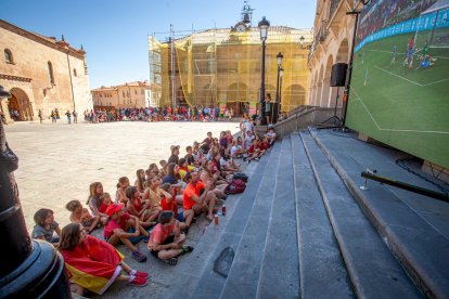 La final fue seguida en la pantalla gigante de la Plaza Mayor