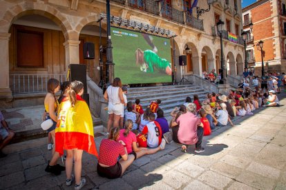 La final fue seguida en la pantalla gigante de la Plaza Mayor