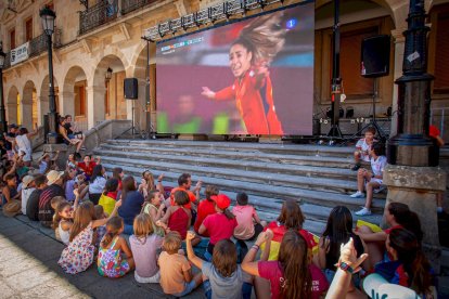 La final fue seguida en la pantalla gigante de la Plaza Mayor