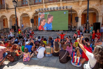 La final fue seguida en la pantalla gigante de la Plaza Mayor