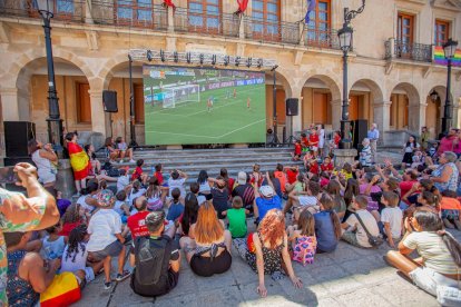 La final fue seguida en la pantalla gigante de la Plaza Mayor