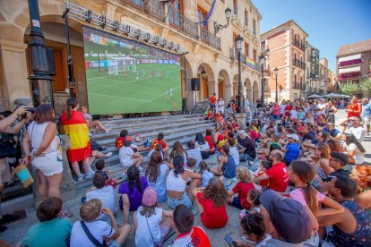 La final fue seguida en la pantalla gigante de la Plaza Mayor