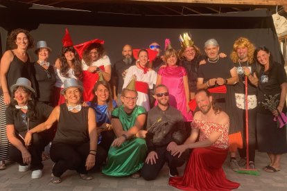 Vecinos y visitantes se han volcado en las actividades de la asociación La Peseta y El Rosco.