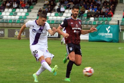 El CD Numancia comienza la temporada con derrota en Segovia