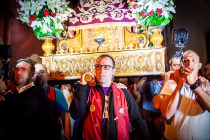 Almazán vibró acompañando al Nazareno
