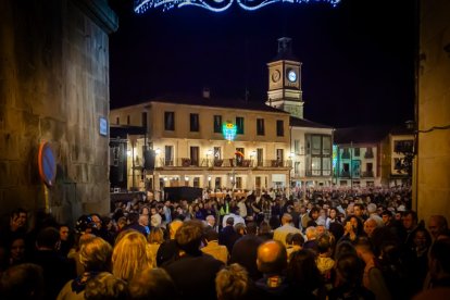 Almazán vibró acompañando al Nazareno