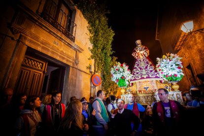 Almazán vibró acompañando al Nazareno