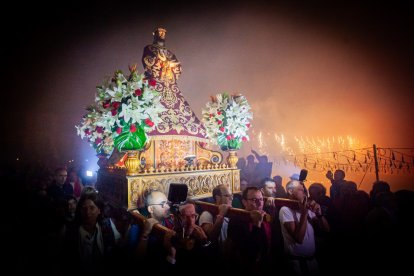 Almazán vibró acompañando al Nazareno