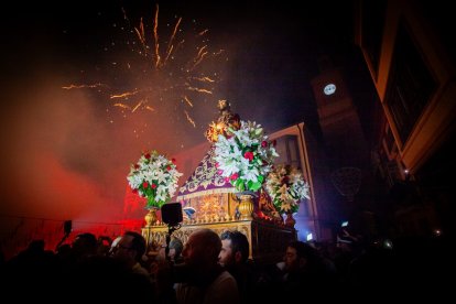 Almazán vibró acompañando al Nazareno