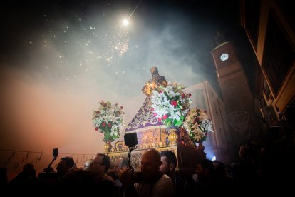 Almazán vibró acompañando al Nazareno