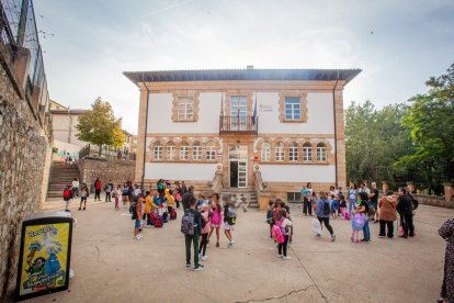 Los alumnos vuelven a las aulas