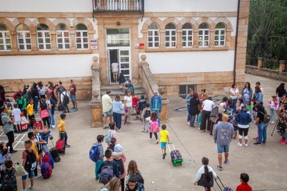 Los alumnos vuelven a las aulas