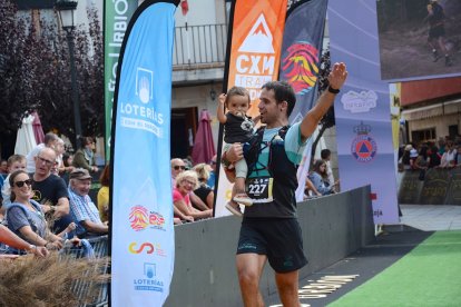 La Desafío Urbión llenó Covaleda de Atletismo de alto nivel.