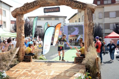 La Desafío Urbión llenó Covaleda de Atletismo de alto nivel.