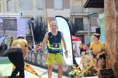 La Desafío Urbión llenó Covaleda de Atletismo de alto nivel.