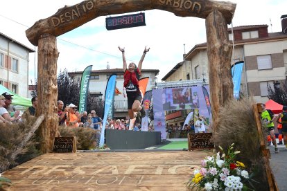La Desafío Urbión llenó Covaleda de Atletismo de alto nivel.