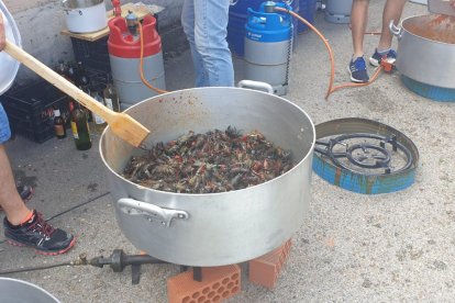 Duruelo de la Sierra celebró su primer Cangrejo Fest.