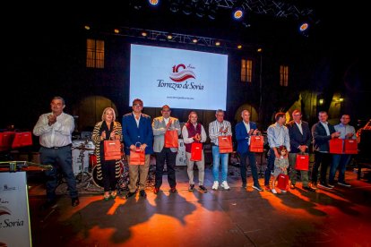 La Plaza Mayor abarrotada para disfrutar de los torreznos