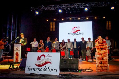 La Plaza Mayor abarrotada para disfrutar de los torreznos