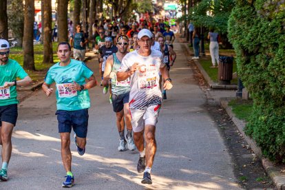 Tarde de atletismo con cerca de un millar de corredores