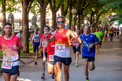 Tarde de atletismo con cerca de un millar de corredores