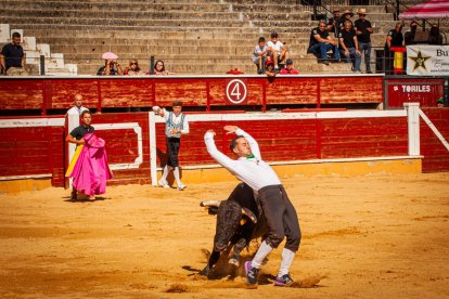 Espectáculo matinal de la feria taurina