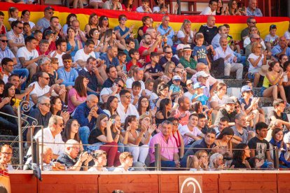 Espectáculo matinal de la feria taurina