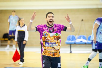 El Grupo Herce voley es oro puro en este inicio de temporada