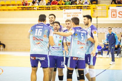El Grupo Herce voley es oro puro en este inicio de temporada