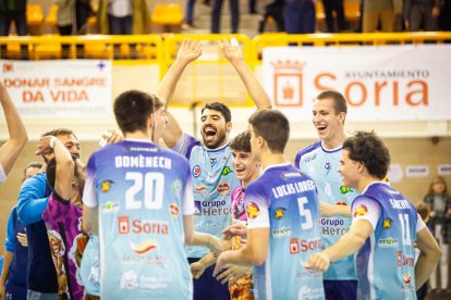 El Grupo Herce voley es oro puro en este inicio de temporada
