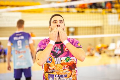 El Grupo Herce voley es oro puro en este inicio de temporada