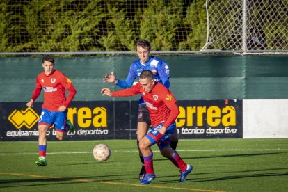 El Uxama se lleva el triunfo de la Ciudad Deportiva