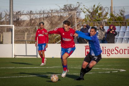 El Uxama se lleva el triunfo de la Ciudad Deportiva